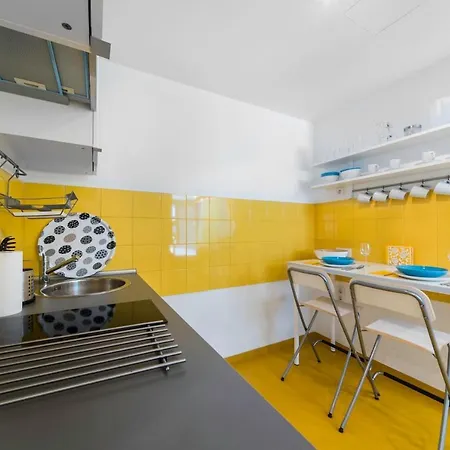 アパート Modern Four Bedroom In Palace District