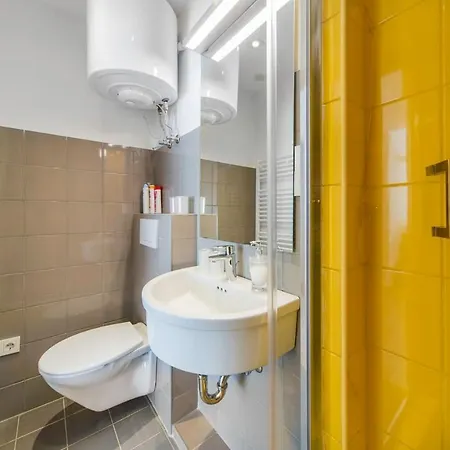 アパート Modern Four Bedroom In Palace District ブダペスト