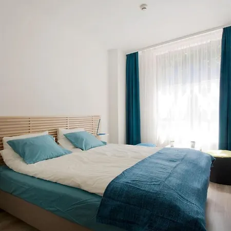 アパート Modern Four Bedroom In Palace District ブダペスト