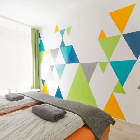 Modern Four Bedroom In Palace District Budapeste