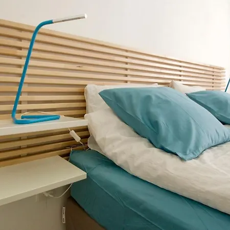 Modern Four Bedroom In Palace District Budapeste